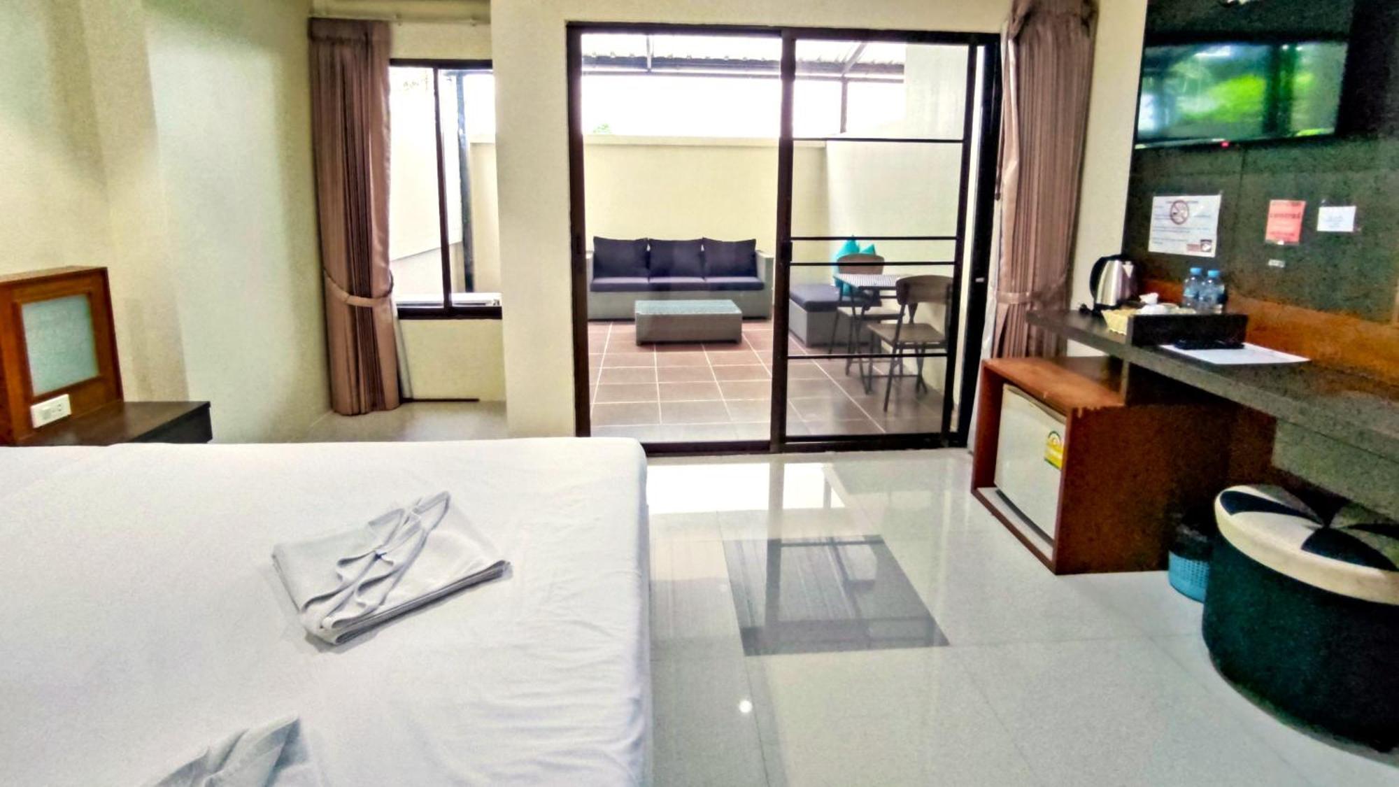 Lucky Buako Hotel Patong Εξωτερικό φωτογραφία